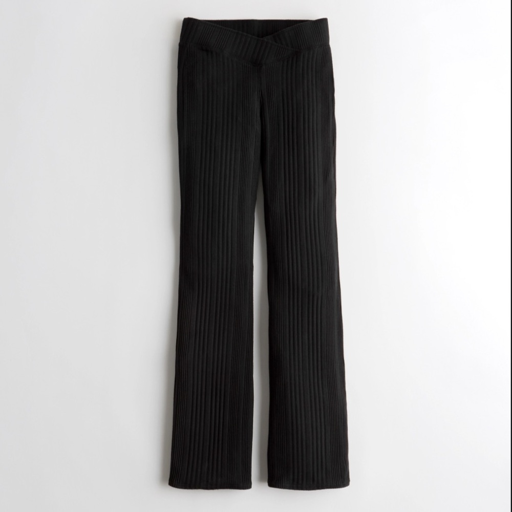 Gilly Hicks Dreamworthy Soft Flare Pants
